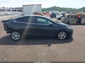 Photo 14 of 17 — 2017 Chevrolet Cruze