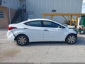 2016 Hyundai Elantra — photo 14 of 17 | VIN 5NPDH4AE5GH700718