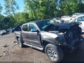 Photo 1 of 17 — 2017 Toyota Tacoma