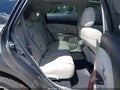 Photo 8 of 16 — 2011 Toyota Venza