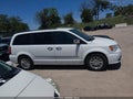 Photo 13 of 17 — 2015 Chrysler Town & Country