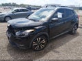 2020 Nissan Kicks — photo 2 of 15 | VIN 3N1CP5DV3LL477205