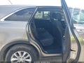 2017 Kia Sorento — photo 8 of 21 | VIN 5XYPG4A31HG197549