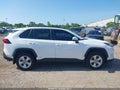 Photo 13 of 16 — 2021 Toyota RAV4 Hybrid