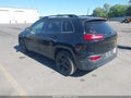 Photo 3 of 16 — 2017 Jeep Cherokee