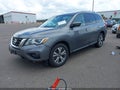 Photo 2 of 17 — 2017 Nissan Pathfinder