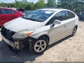 Photo 2 of 17 — 2014 Toyota Prius