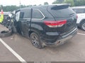 2017 Toyota Highlander — photo 3 of 18 | VIN 5TDZZRFH0HS221671