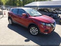 Photo 1 of 17 — 2020 Nissan Rogue Sport