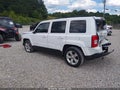 2017 Jeep Patriot — photo 3 of 17 | VIN 1C4NJPFA9HD148339