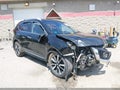 2019 Nissan Rogue — photo 1 of 17 | VIN 5N1AT2MV4KC******