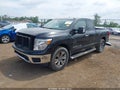 Photo 2 of 17 — 2018 Nissan Titan
