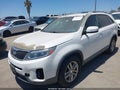 Photo 2 of 11 — 2014 Kia Sorento