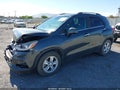 Photo 2 of 16 — 2018 Chevrolet Trax