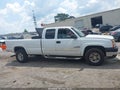 2006 Chevrolet Silverado 2500 — photo 13 of 16 | VIN 1GCHC29D46E225089