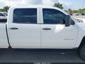 Photo 14 of 17 — 2017 Chevrolet Silverado