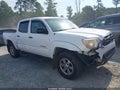 Photo 13 of 16 — 2015 Toyota Tacoma