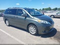 Photo 1 of 16 — 2013 Toyota Sienna