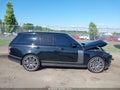 Photo 13 of 16 — 2021 Land Rover Range Rover