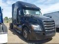 Photo 1 of 17 — 2024 Freightliner New Cascadia 126