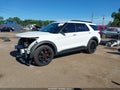 Photo 2 of 17 — 2020 Ford Explorer