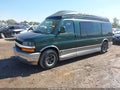 2006 Chevrolet Express Cargo — photo 2 of 11 | VIN 1GBGG29U461111217