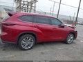 Photo 14 of 17 — 2025 Toyota Highlander Hybrid