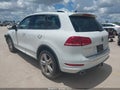 2014 Volkswagen Touareg — photo 3 of 17 | VIN WVGDP9BP2ED014134