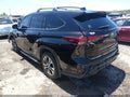 2022 Toyota Highlander — photo 3 of 17 | VIN 5TDGZRAHXNS125296