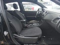 2014 Chrysler 200 — photo 5 of 17 | VIN 1C3CCBAB2EN205303