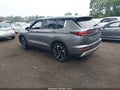 Photo 3 of 16 — 2022 Mitsubishi Outlander