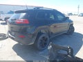 Photo 4 of 17 — 2017 Jeep Cherokee