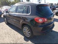 Photo 3 of 11 — 2011 Volkswagen Tiguan