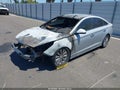 2017 Hyundai Sonata Hybrid — photo 2 of 10 | VIN KMHE24L10HA057439