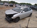 Photo 2 of 14 — 2008 Hyundai Elantra