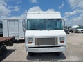 Photo 12 of 16 — 2015 Ford E-450