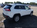 2016 Jeep Cherokee — photo 4 of 19 | VIN 1C4PJLCB2GW173021