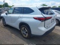 Photo 3 of 16 — 2023 Toyota Highlander