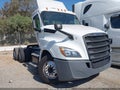 2019 Freightliner New Cascadia 126 — photo 1 of 20 | VIN 3AKJHLDR7KSKF8128