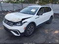 2022 Volkswagen Tiguan — photo 2 of 17 | VIN 3VV1B7AX2NM002793