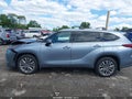 Photo 14 of 16 — 2020 Toyota Highlander