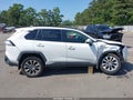 Photo 13 of 17 — 2020 Toyota RAV4