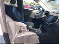 Photo 5 of 17 — 2014 Jeep Cherokee