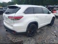 Photo 4 of 18 — 2015 Toyota Highlander