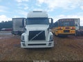 2019 Volvo VNL — photo 13 of 16 | VIN 4V4NC9EH9KN906562