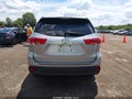 Photo 16 of 17 — 2018 Toyota Highlander