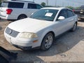2005 Volkswagen Passat — photo 2 of 11 | VIN WVWAE63B65E018275