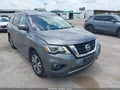 Photo 1 of 17 — 2017 Nissan Pathfinder