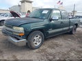 2002 Chevrolet Silverado 1500 — photo 2 of 11 | VIN 2GCEC19V521422077