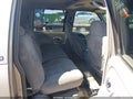 1999 Chevrolet Suburban — photo 8 of 16 | VIN 3GNFK16R1XG102873